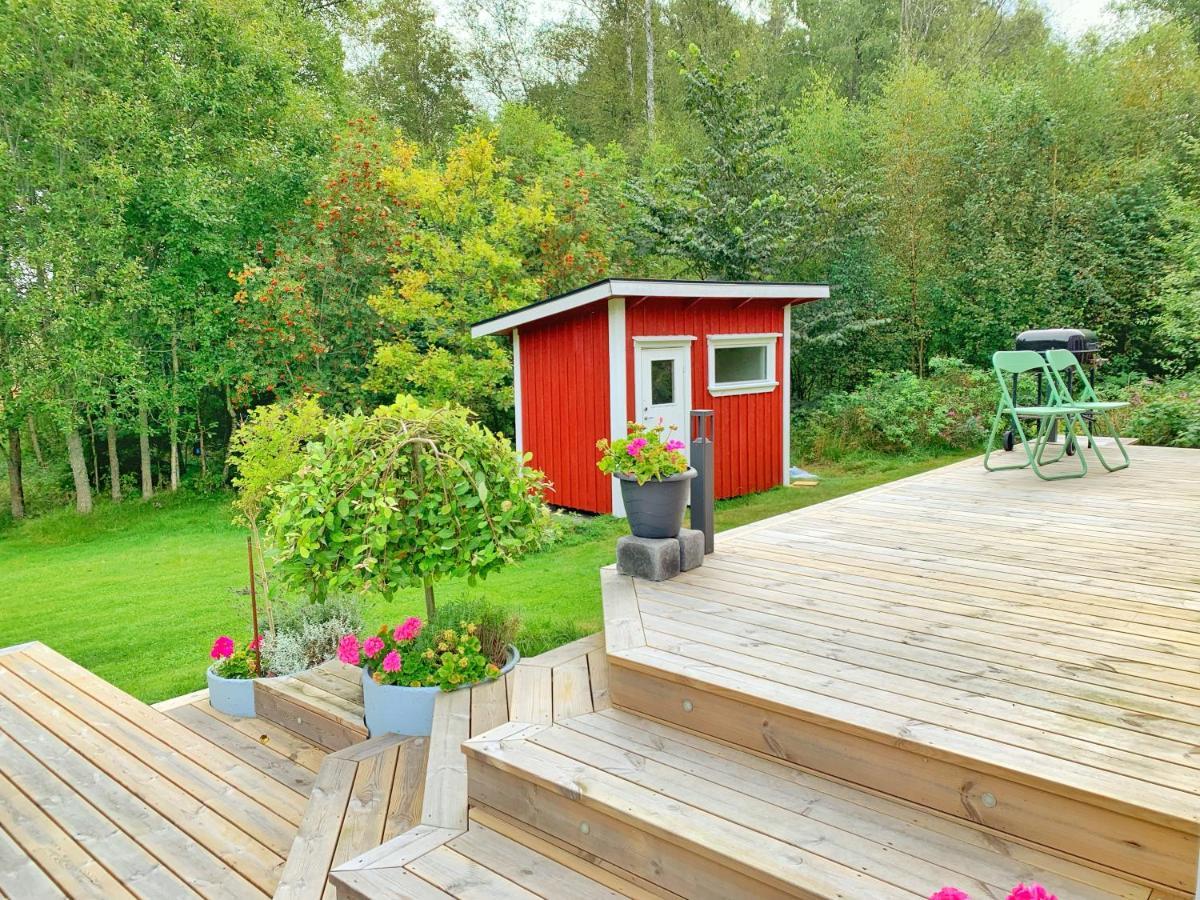 The Blomsholm Cabin - Load Your Electric Car Стремстад Екстер'єр фото