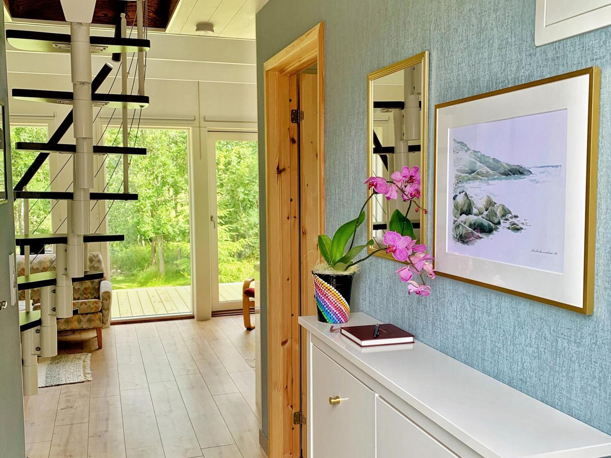 The Blomsholm Cabin - Load Your Electric Car Стремстад Екстер'єр фото